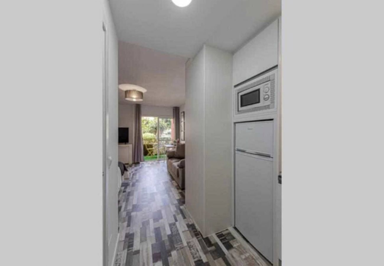 Estudio en Benalmádena - Moderno estudio en iris para 2 con piscinas. 
