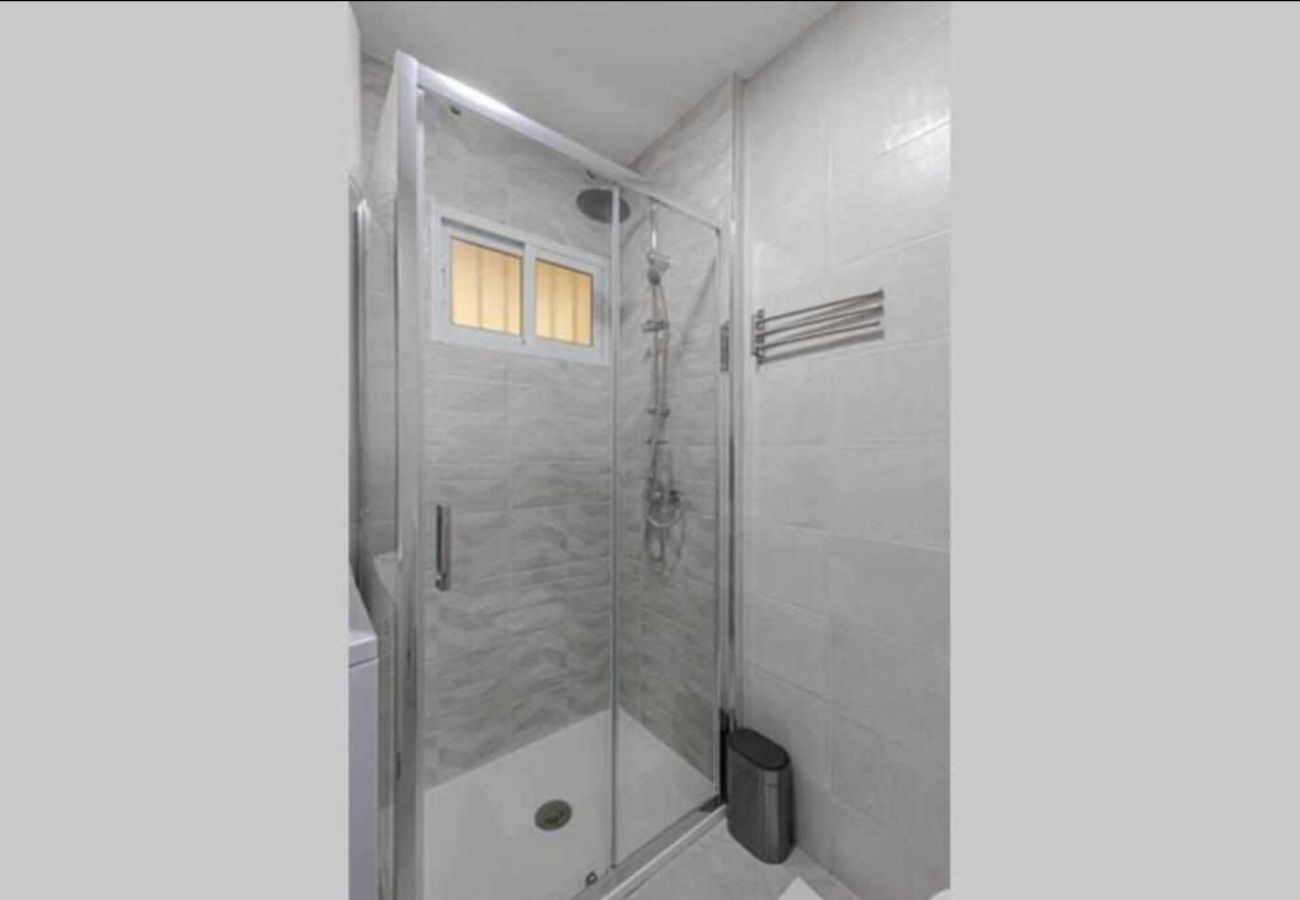 Estudio en Benalmádena - Moderno estudio en iris para 2 con piscinas. 