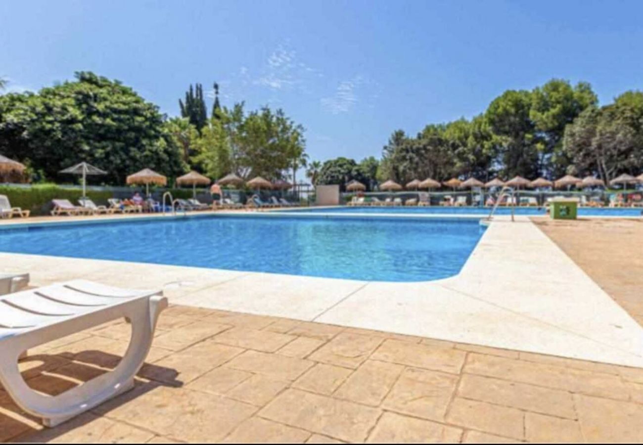 Estudio en Benalmádena - Moderno estudio en iris para 2 con piscinas. 