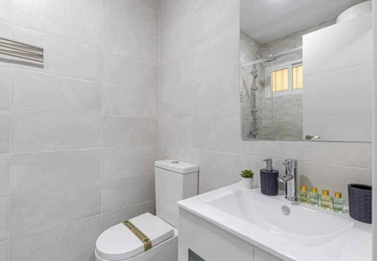 Estudio en Benalmádena - Moderno estudio en iris para 2 con piscinas. 