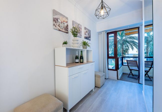 Apartamento en Benalmádena - ANTONIO ALOHA · Apartamento en Aloha Playa frente 