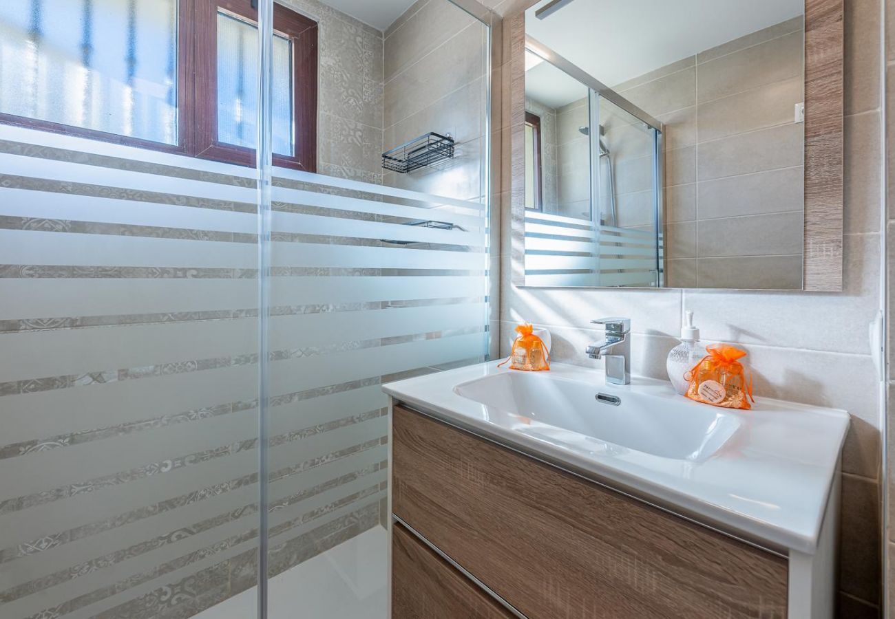 Apartamento en Benalmádena - ANTONIO ALOHA · Apartamento en Aloha Playa frente 