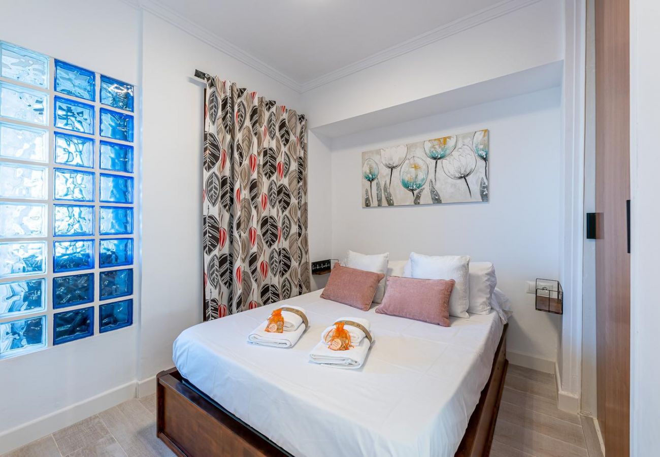 Apartamento en Benalmádena - ANTONIO ALOHA · Apartamento en Aloha Playa frente 
