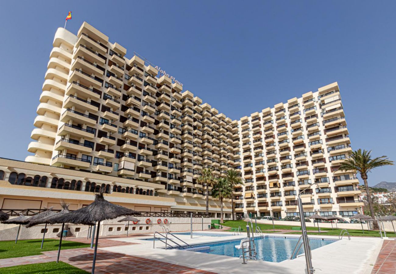 Apartamento en Benalmádena - ANTONIO ALOHA · Apartamento en Aloha Playa frente 
