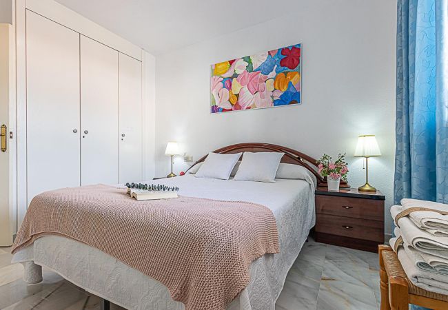 Apartamento en Benalmádena - CONSUELO- Amplio piso en el centro de Benalmádena 