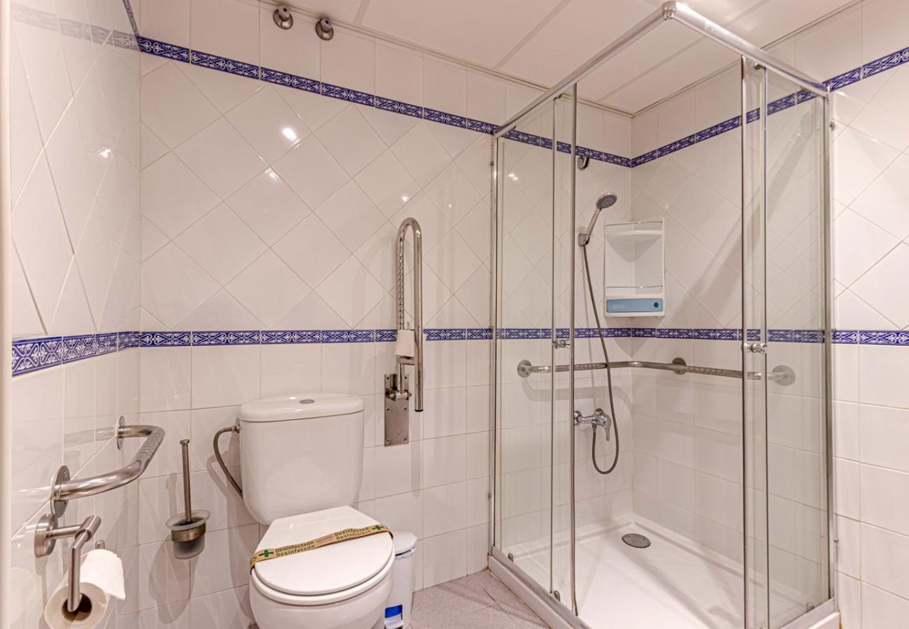 Apartamento en Benalmádena - JANET · Spacious apartment in Benalmadena