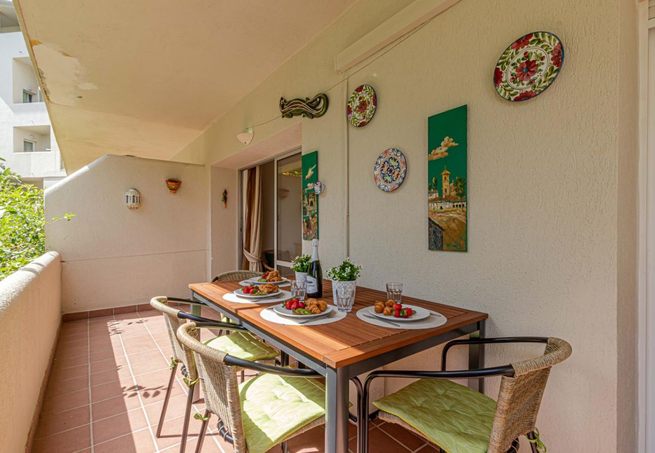 Apartamento en Benalmádena - JANET · Spacious apartment in Benalmadena