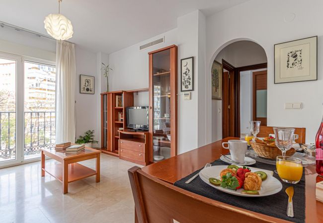 Apartamento en Torremolinos - LIDIA TORREMOLINOS · Elegante apartamento en Torre