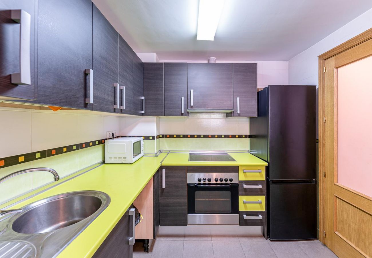 Apartamento en Torremolinos - PABLO T-Piso con terraza y vistas en la Nogalera