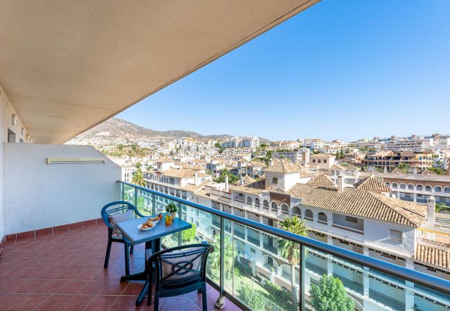 Apartamento en Benalmádena - PAQUI- Moderno apartamento con terraza