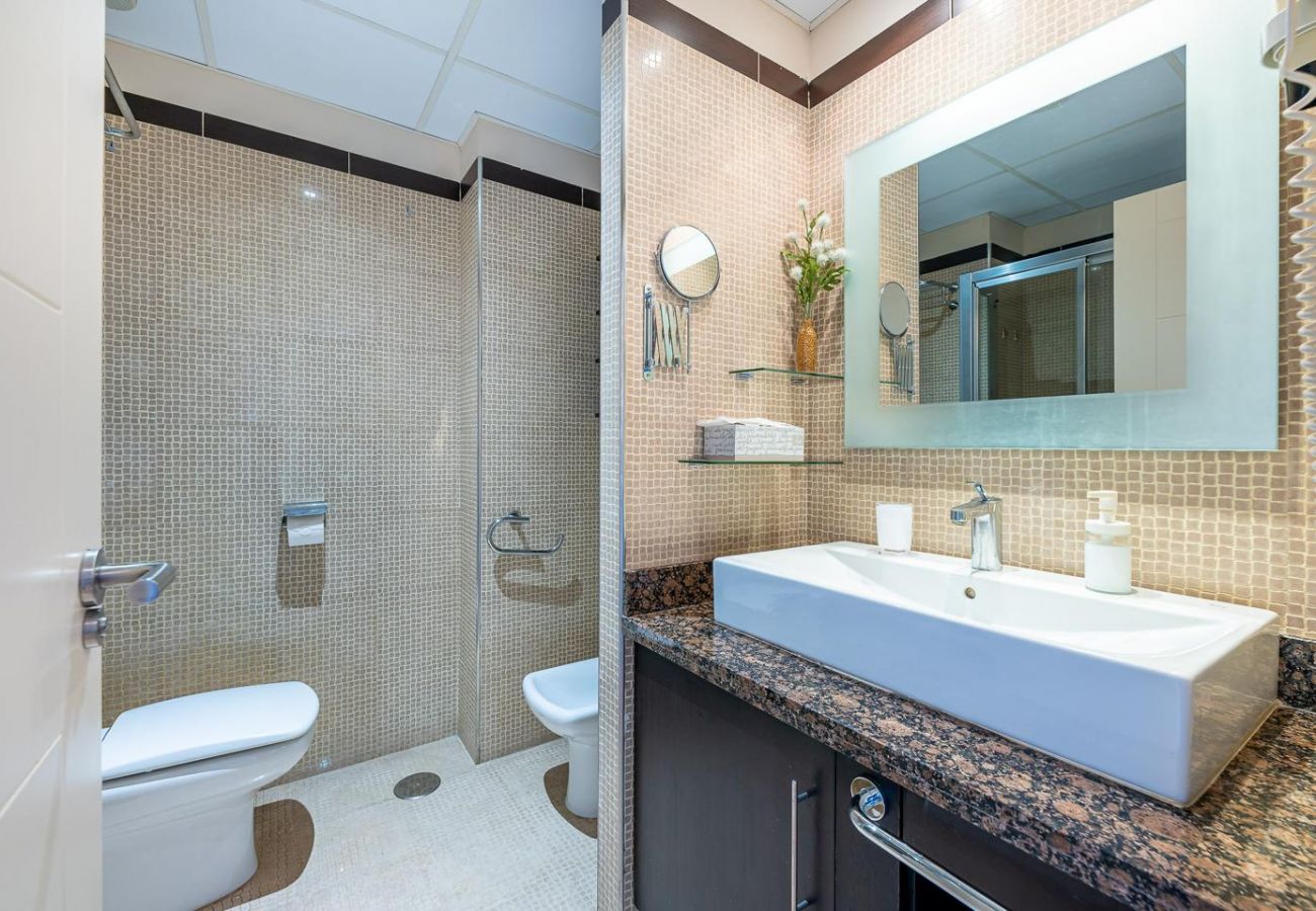 Apartamento en Benalmádena - PAQUI- Moderno apartamento con terraza