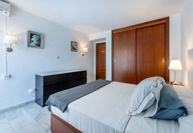 Apartamento en Torremolinos - PEPE 2 - Piso en la Carihuela con piscina