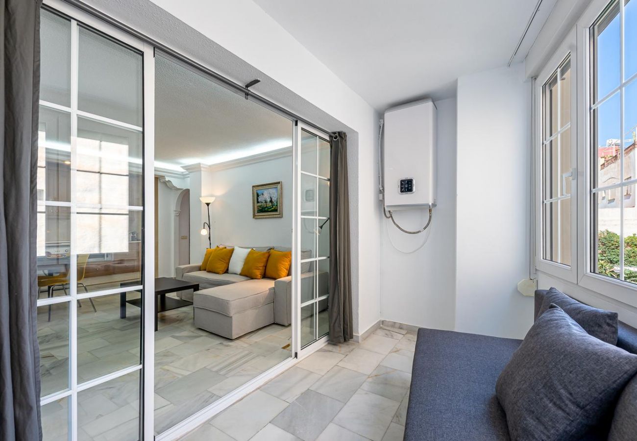 Apartamento en Torremolinos - PEPE 2 - Piso en la Carihuela con piscina