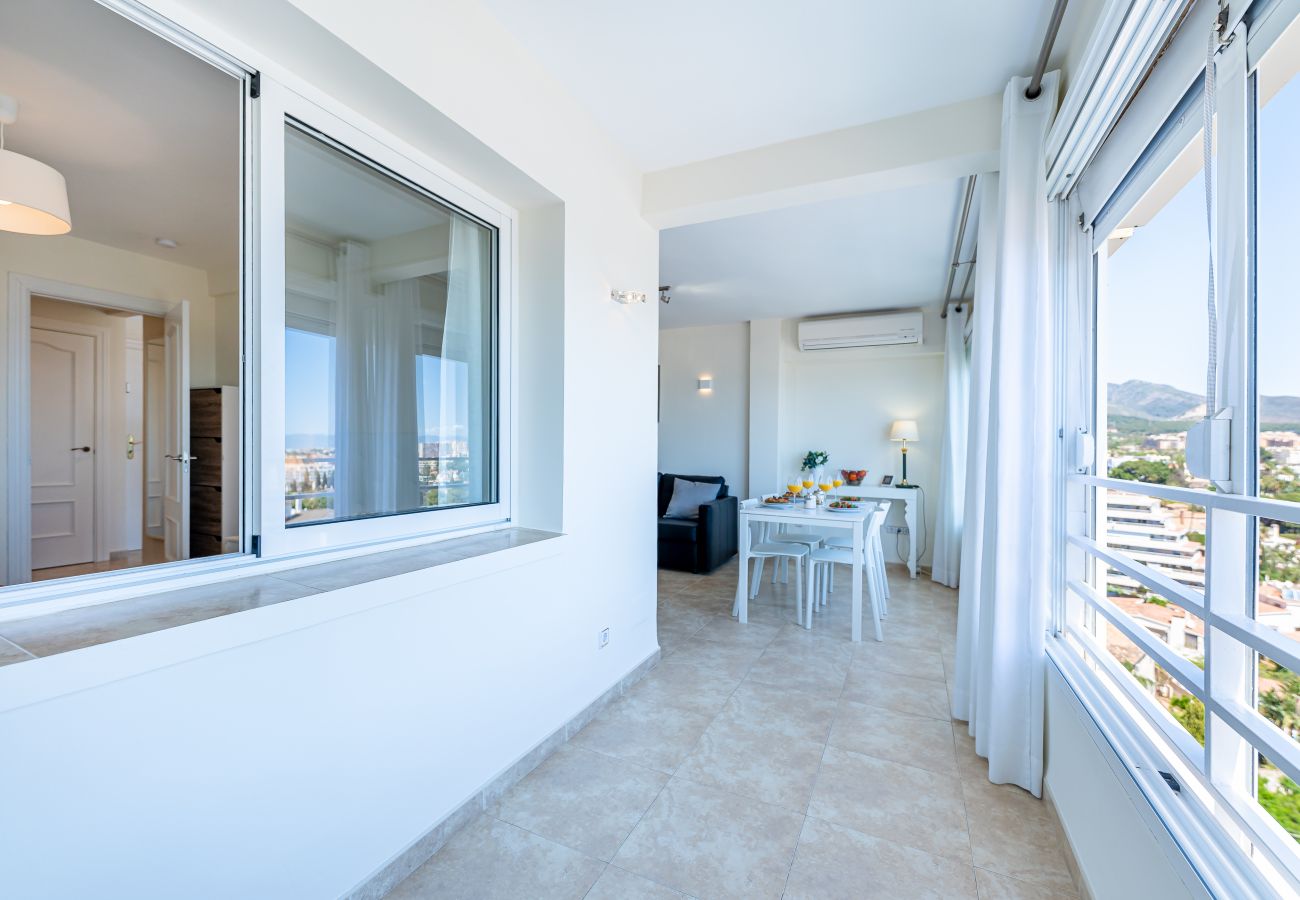 Apartamento en Benalmádena - RAFAEL · Espectacular piso con vista al mar