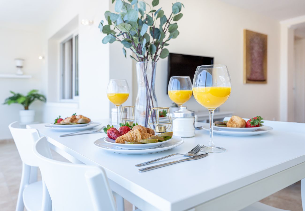 Apartamento en Benalmádena - RAFAEL · Espectacular piso con vista al mar