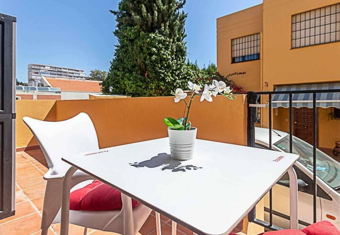 Apartamento en Torremolinos - ADRIAN · Adosado en la Carihuela