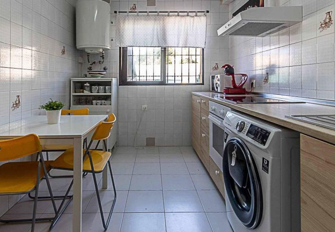 Apartamento en Torremolinos - ADRIAN · Adosado en la Carihuela