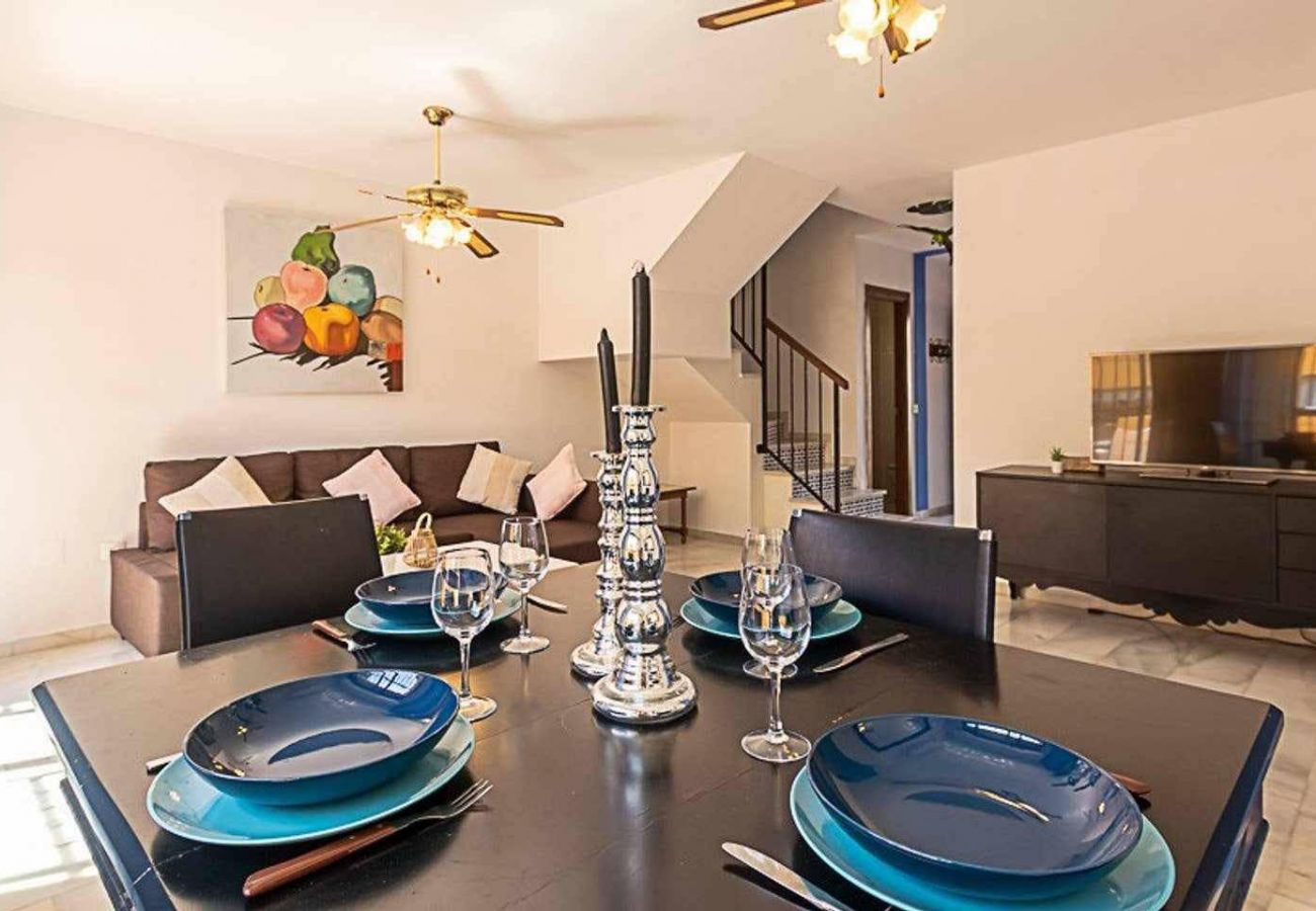 Apartamento en Torremolinos - ADRIAN · Adosado en la Carihuela
