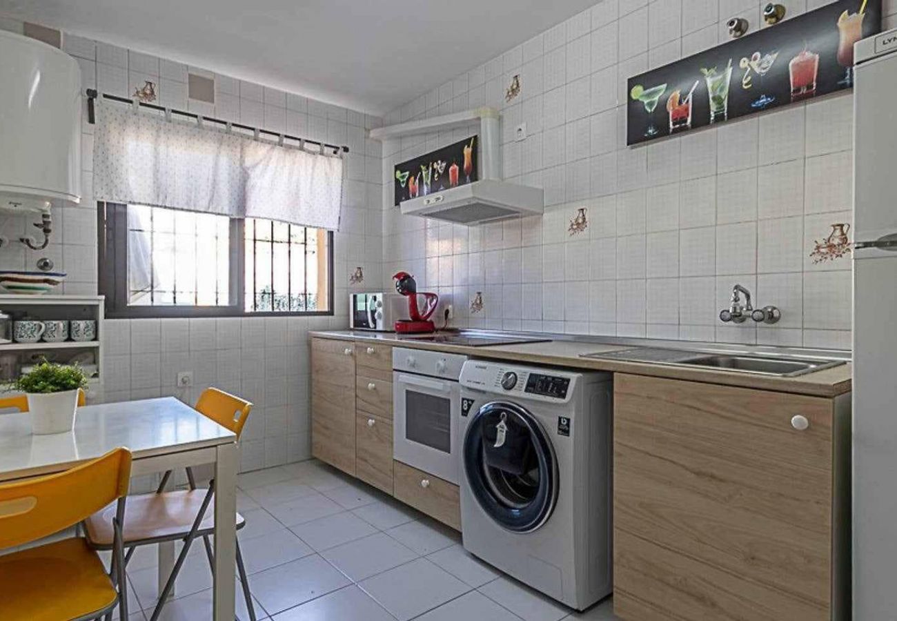 Apartamento en Torremolinos - ADRIAN · Adosado en la Carihuela