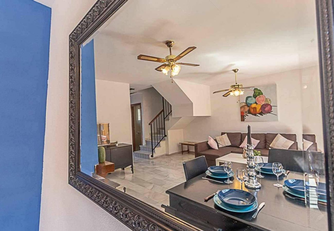 Apartamento en Torremolinos - ADRIAN · Adosado en la Carihuela