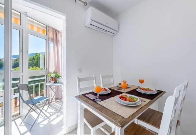 Apartamento en Benalmádena - DOLORES- Apartamento en Piscis con piscinas