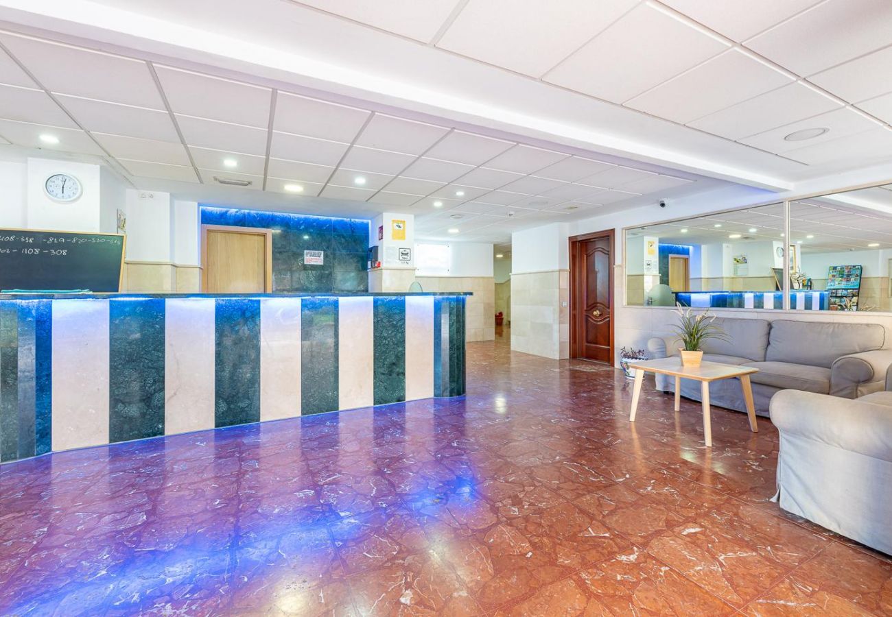 Apartamento en Benalmádena - DOLORES- Apartamento en Piscis con piscinas