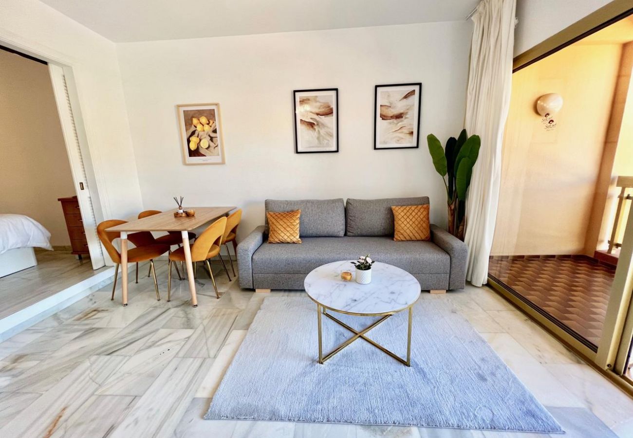 Apartamento en Benalmádena - ANDRES · Apartamento en Hotel Sunset Beach frente
