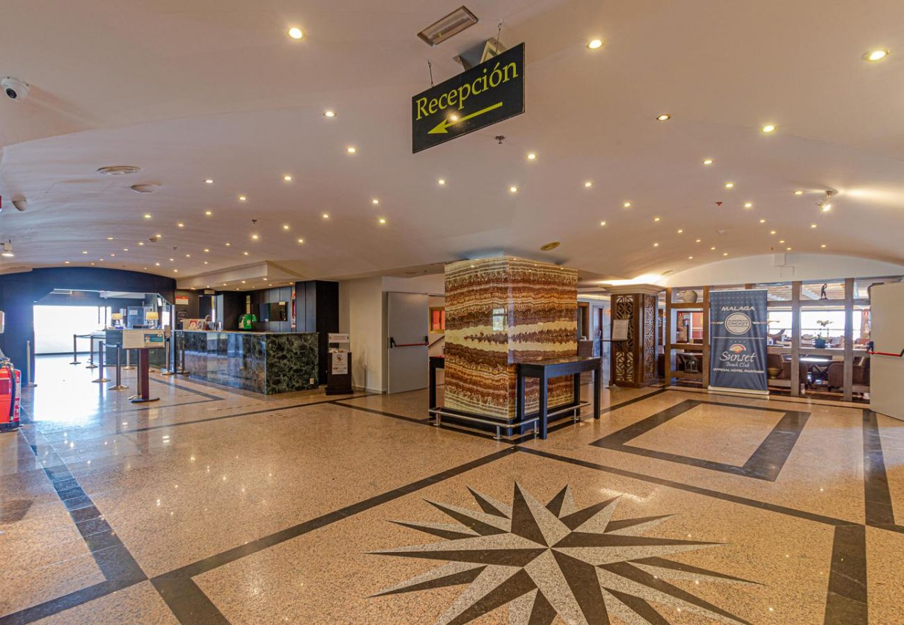 Apartamento en Benalmádena - ANDRES · Apartamento en Hotel Sunset Beach frente