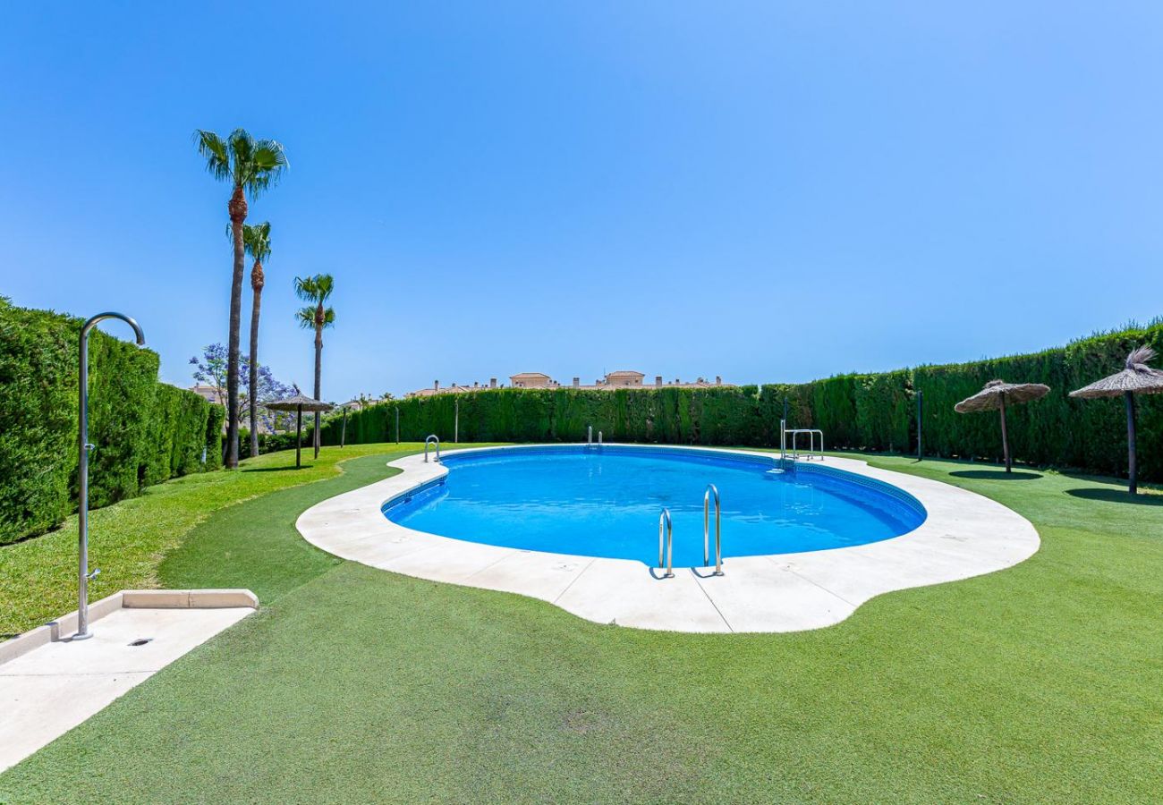 Apartamento en Benalmádena - JOSEF- Piso en arenal con vista al golf y mar