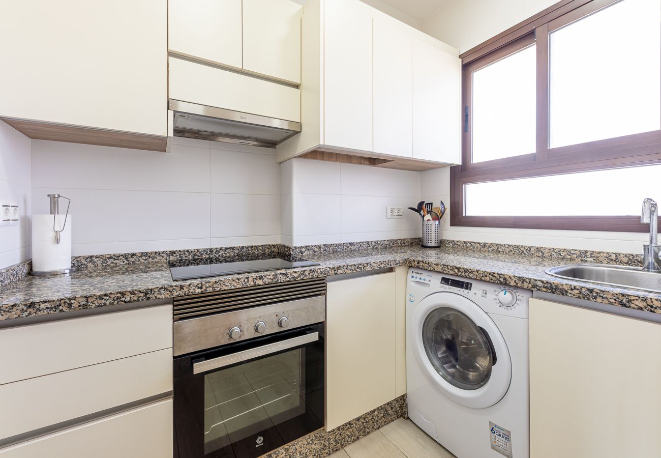 Estudio en Benalmádena - MANUEL ALOHA - renovado estudio