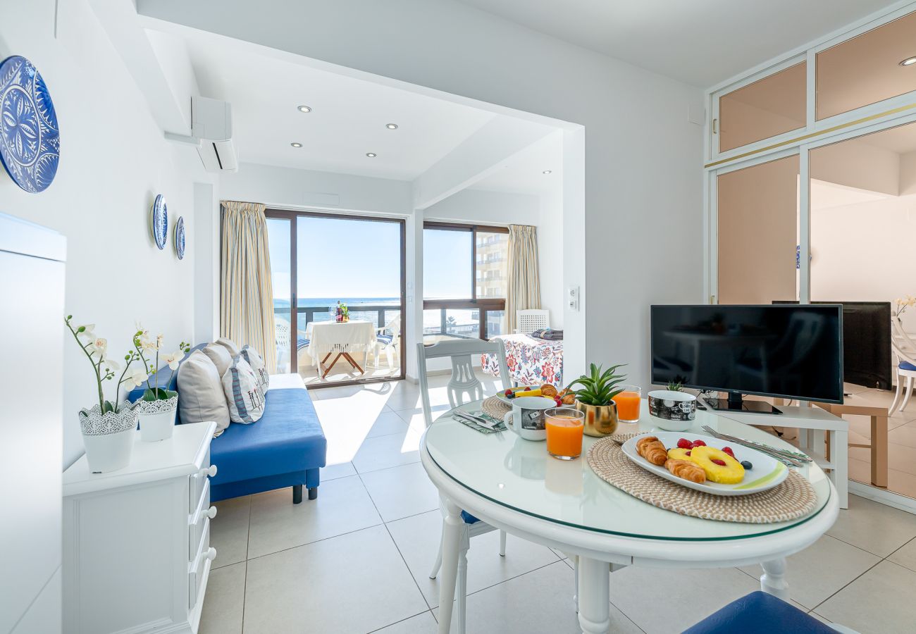Estudio en Benalmádena - PEDRO - estudio en aloha con vista