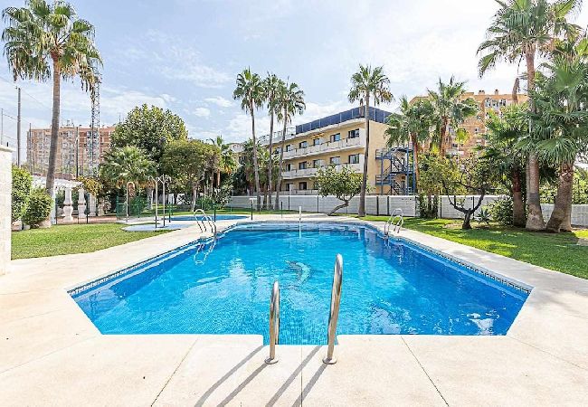 Apartamento en Benalmádena - Luminoso piso para 4 en Arroyo de la miel 