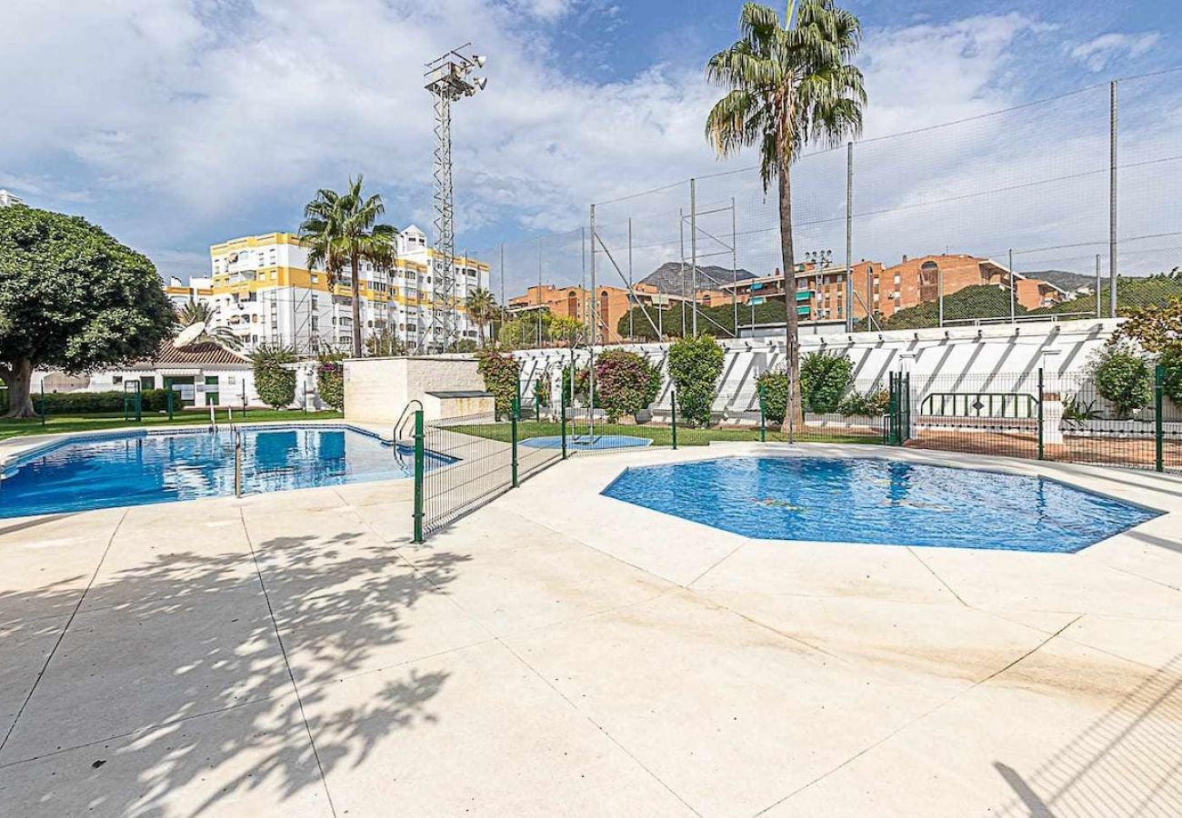 Apartamento en Benalmádena - Luminoso piso para 4 en Arroyo de la miel 