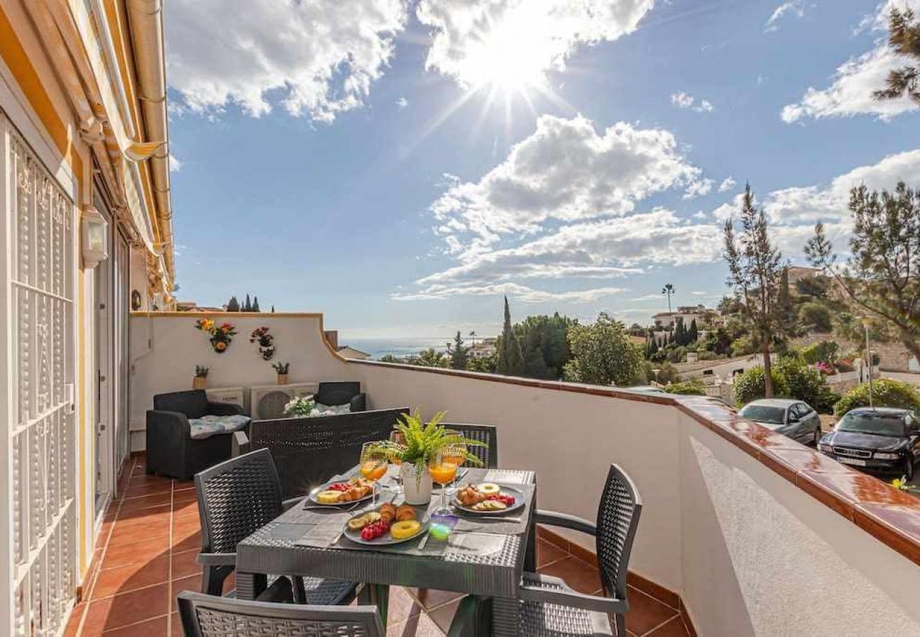 Apartamento en Benalmádena - Apartamento en Torremuelle con terraza y piscina 