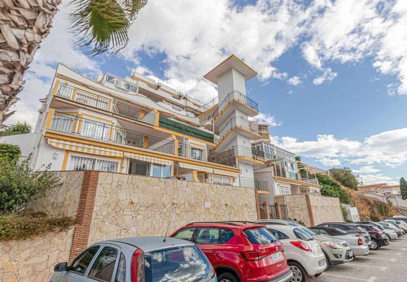 Apartamento en Benalmádena - Apartamento en Torremuelle con terraza y piscina 