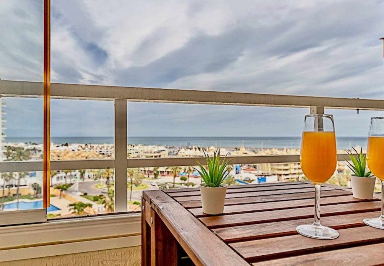 Apartamento en Benalmádena - Apartamento en Puerto Marina 