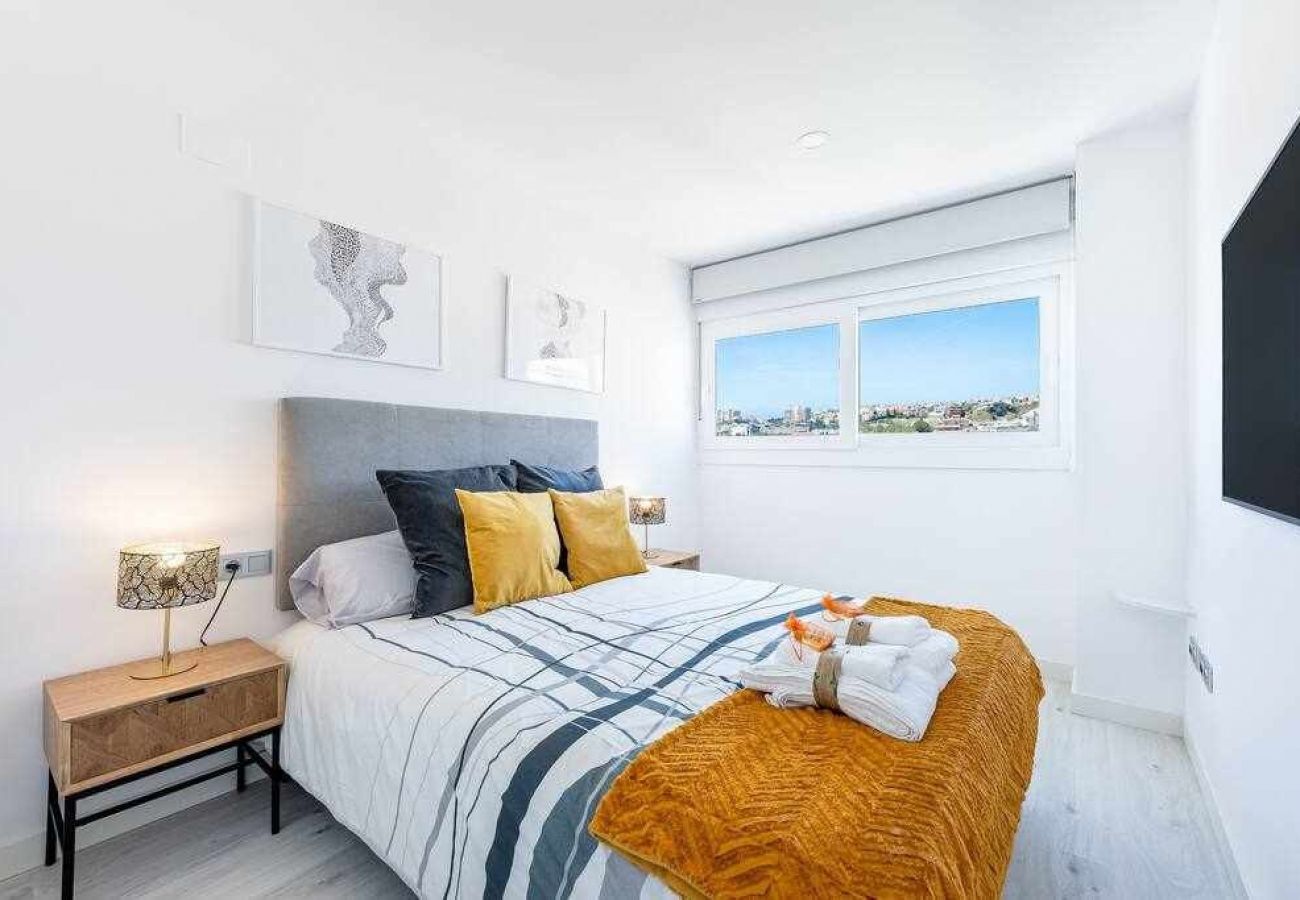 Apartamento en Benalmádena - Lujoso piso de 2 habitaciones en Benalmadena