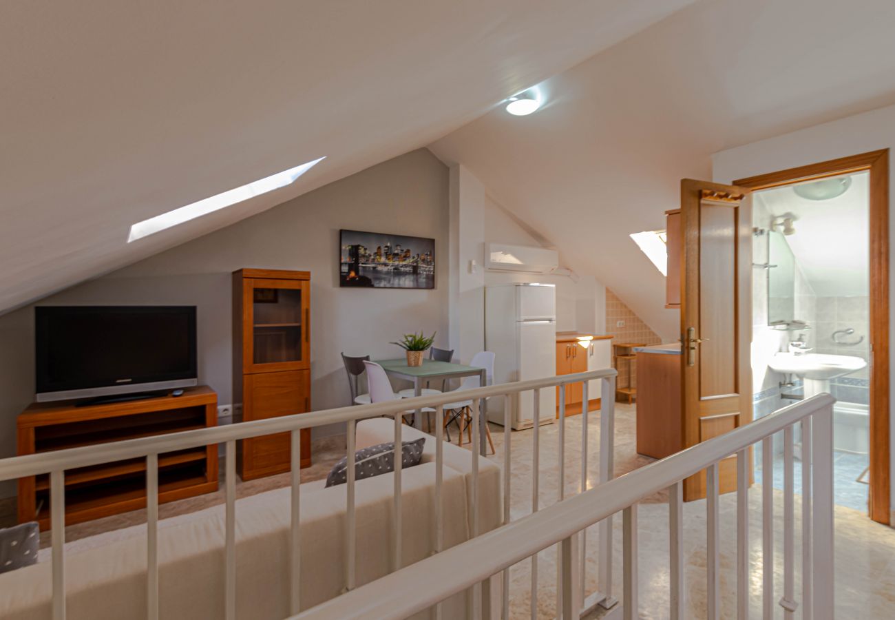 Apartamento en Torremolinos - Duplex para 7  Carihuela 1 min playa + parking 