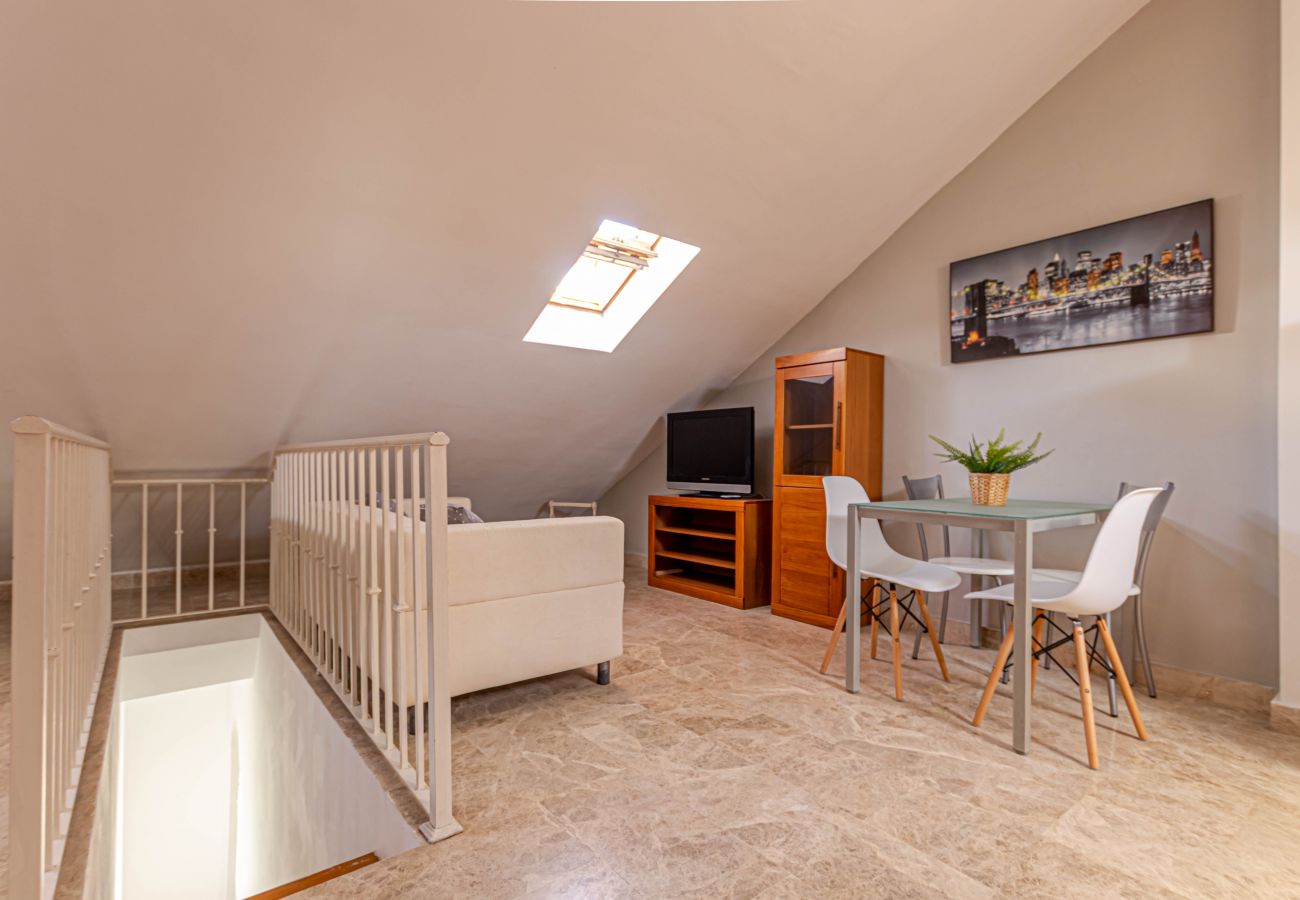 Apartamento en Torremolinos - Duplex para 7  Carihuela 1 min playa + parking 