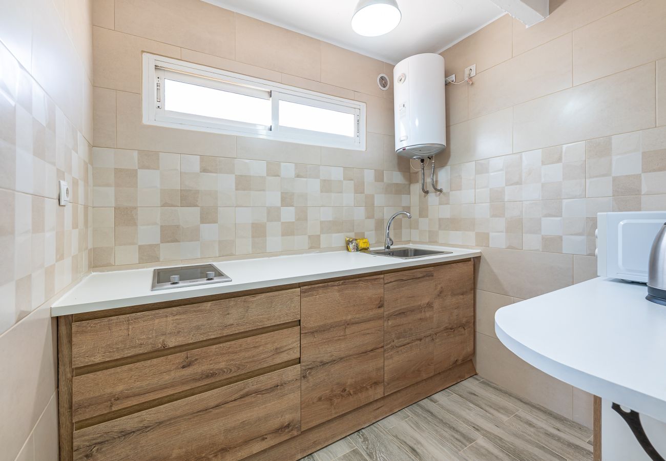 Estudio en Benalmádena -  Moderno, céntrico y espacioso estudio en Benalmádena 