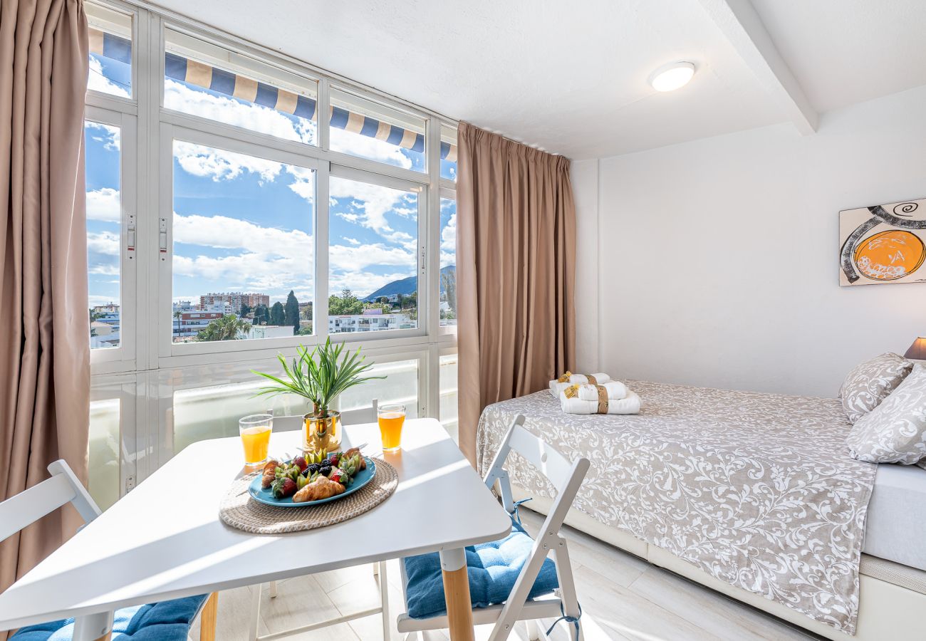Estudio en Benalmádena -  Moderno, céntrico y espacioso estudio en Benalmádena 