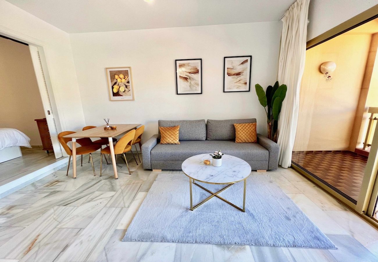 Apartamento en Benalmádena - Apartamento en Hotel Sunset Beach frente al mar. 