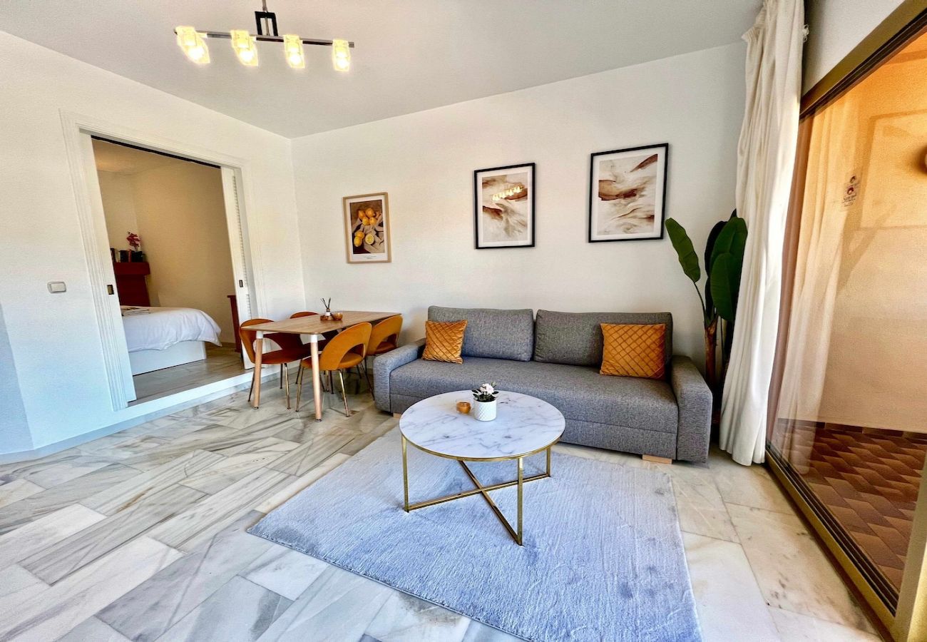 Apartamento en Benalmádena - Apartamento en Hotel Sunset Beach frente al mar. 