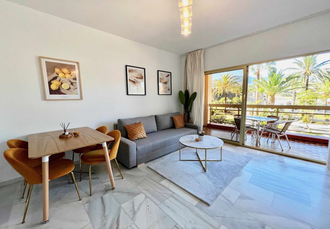 Apartamento en Benalmádena - Apartamento en Hotel Sunset Beach frente al mar. 