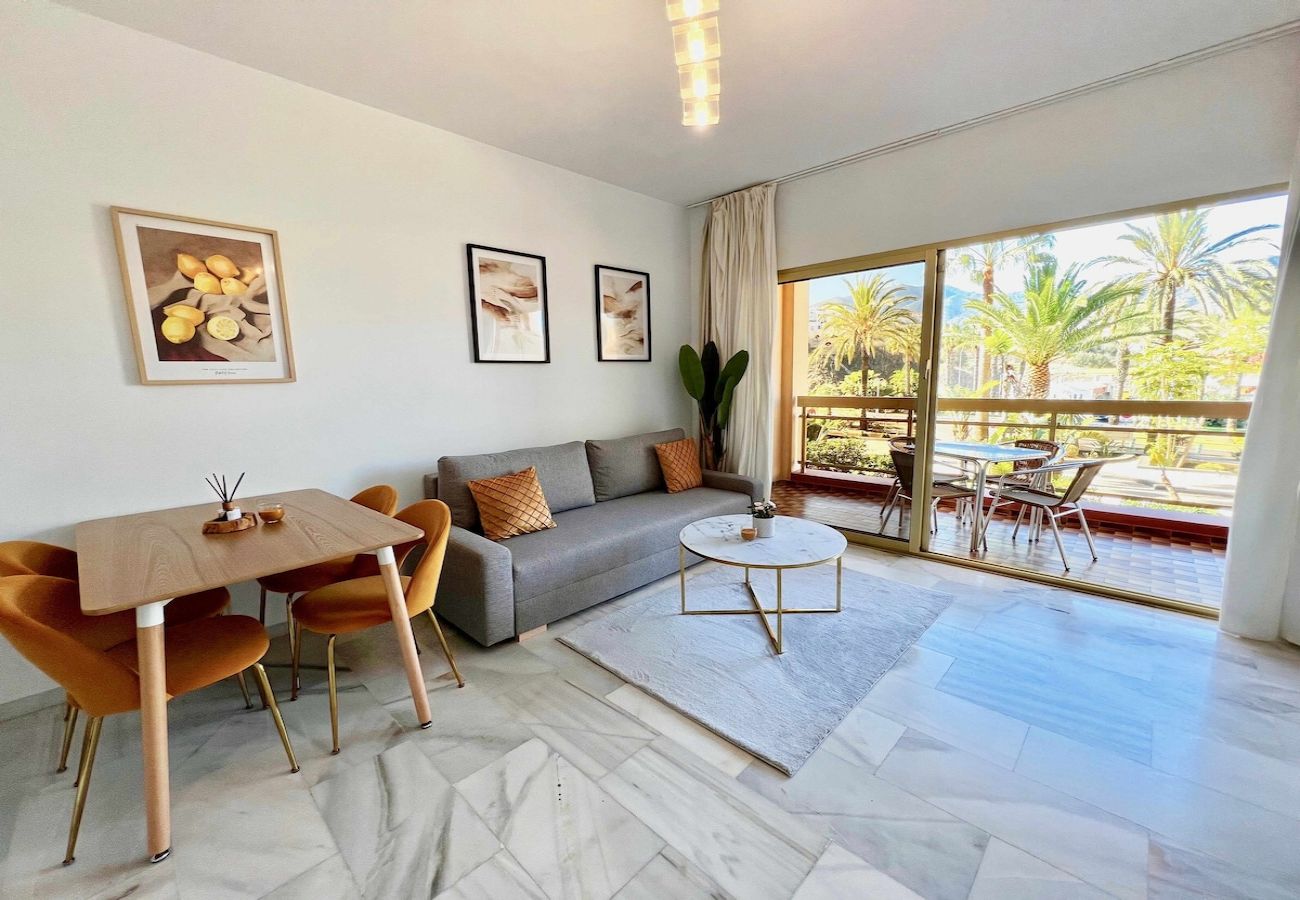 Apartamento en Benalmádena - Apartamento en Hotel Sunset Beach frente al mar. 