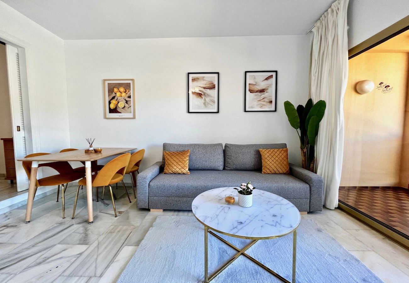 Apartamento en Benalmádena - Apartamento en Hotel Sunset Beach frente al mar. 