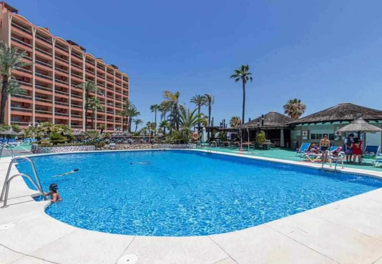 Apartamento en Benalmádena - Apartamento en Hotel Sunset Beach frente al mar. 