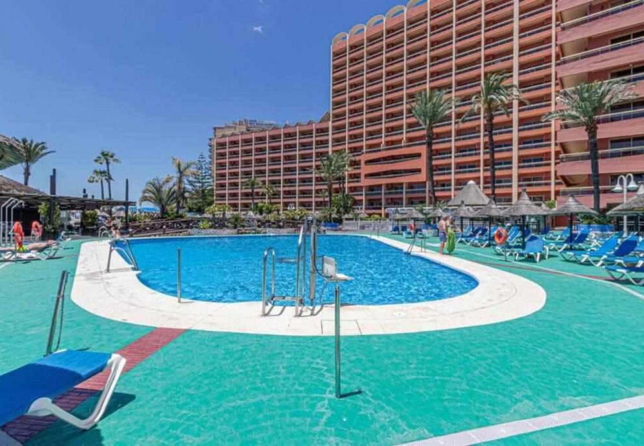 Apartamento en Benalmádena - Apartamento en Hotel Sunset Beach frente al mar. 