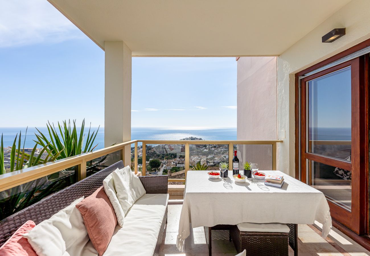 Apartamento en Benalmádena - APARTAMENTO PARA 6 CON VISTAS AL MAR Y PISCINA