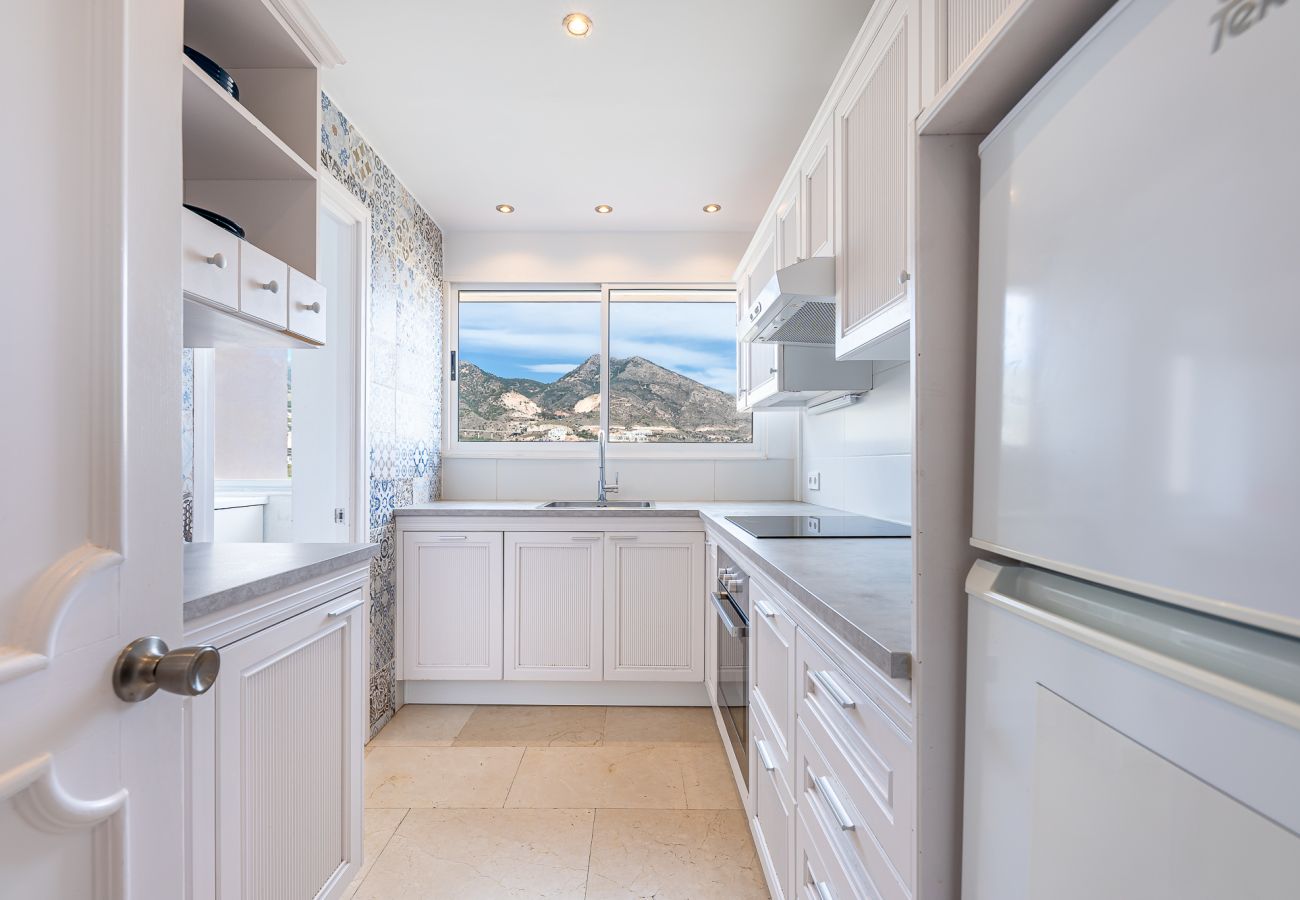 Apartamento en Benalmádena - APARTAMENTO PARA 6 CON VISTAS AL MAR Y PISCINA
